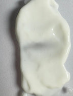 Textura e consistenza del siero rigenerante Gaudino Aesthetic
